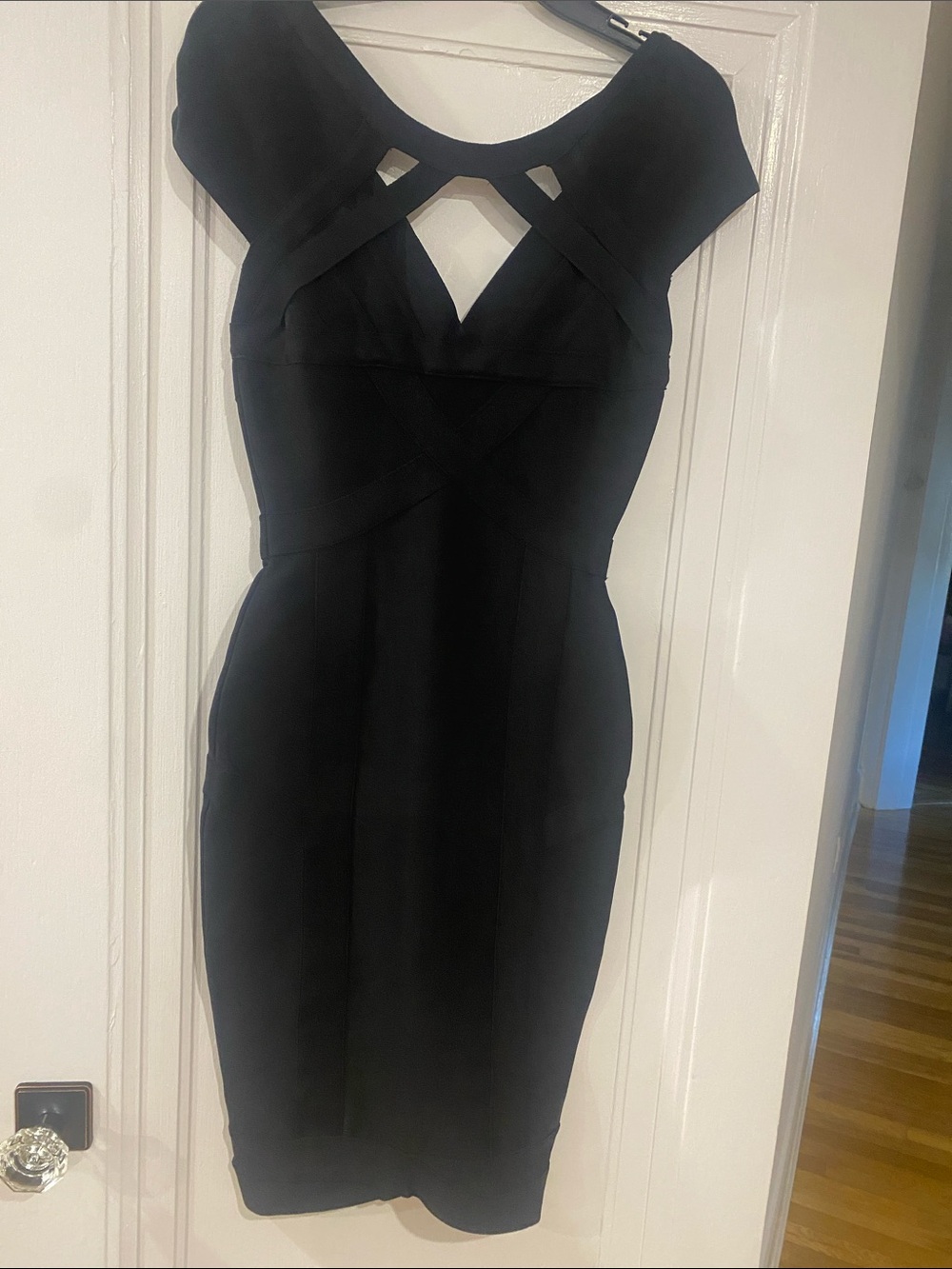 Black Cap-Sleeve Cutout Midi Sheath Dress
